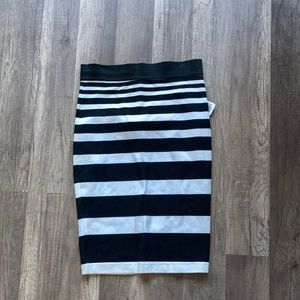XX1 Athletic pencil skirt